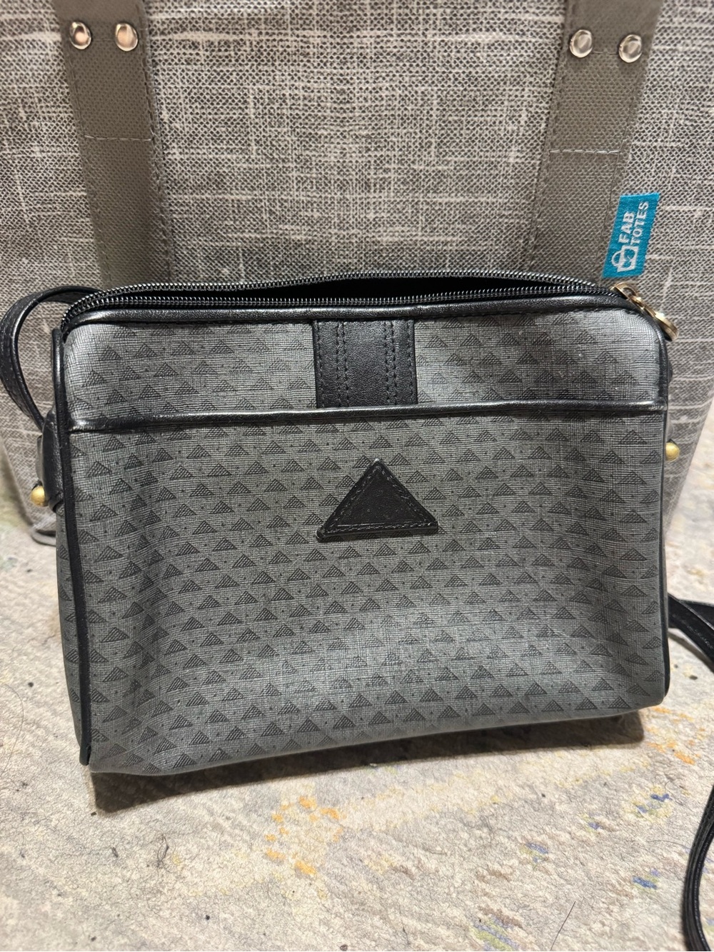 Vintage 1984 Liz Claiborne Gray/Black Crossbody Bag